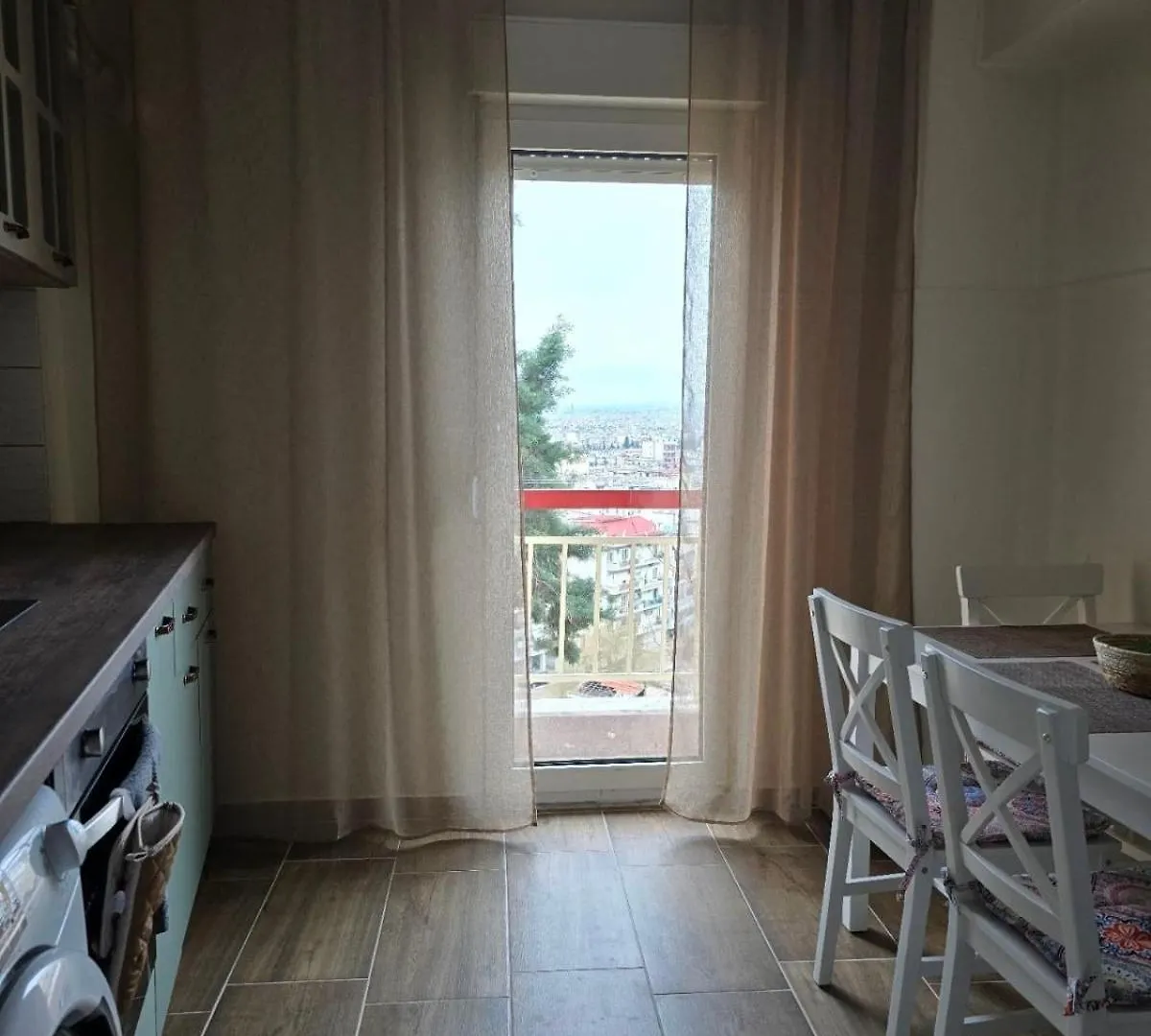 Cozy New 2 Bedrooms Apartment For 4 People Thessaloniki